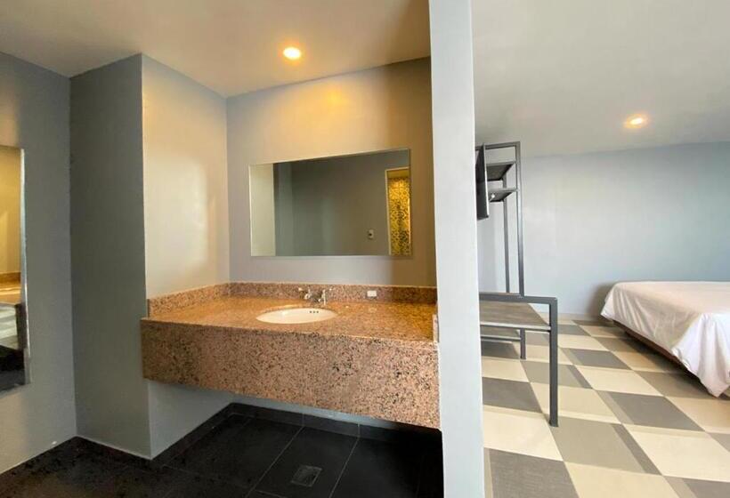 ホテル Estrella De Oriente