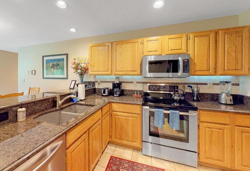 فندق Etta Place Too 106