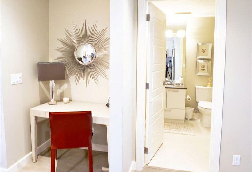 בית מלון כפרי Executive Suites By Roseman - Keynote Towers