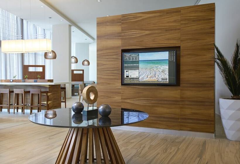 فندق Fiesta Inn & Loft Ciudad Del Carmen