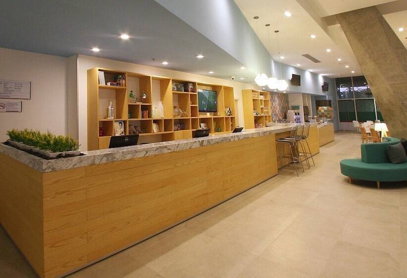 בית מלון כפרי Fiesta Inn & Loft Ciudad Del Carmen