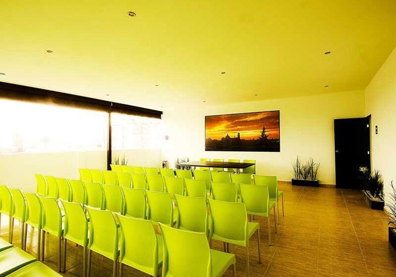 First Inn Hotel & Business