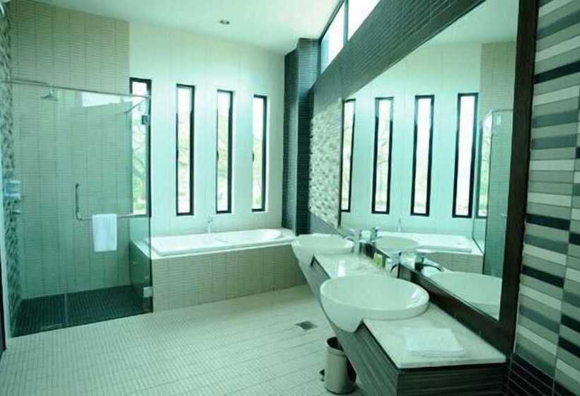 Отель Flemington