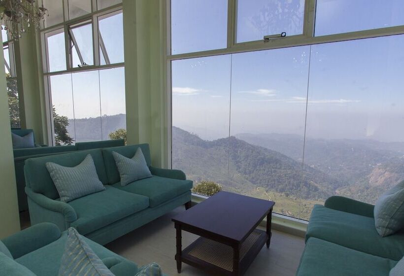 هتل Fragrant Nature Munnar A Five Star Classified