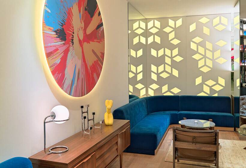 Отель H10 Cubik 4* Sup