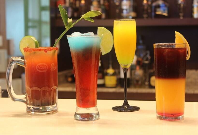 Отель Hampton Inn By Hilton Villahermosa