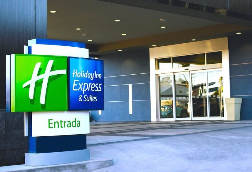 בית מלון כפרי Holiday Inn Express & Suites Mexicali, An Ihg