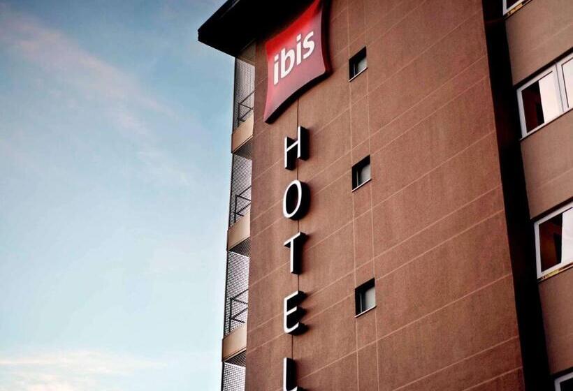 Отель Ibis Canoas Shopping