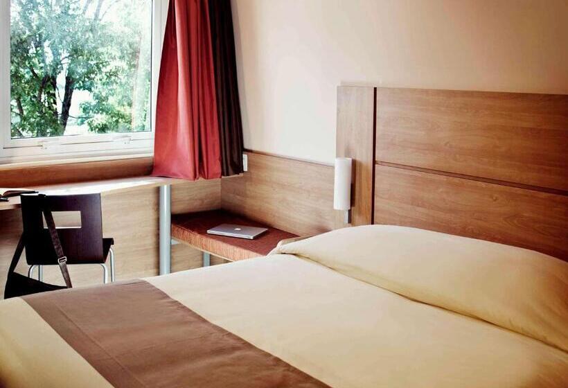 Отель Ibis Canoas Shopping