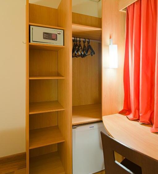 Отель Ibis Canoas Shopping