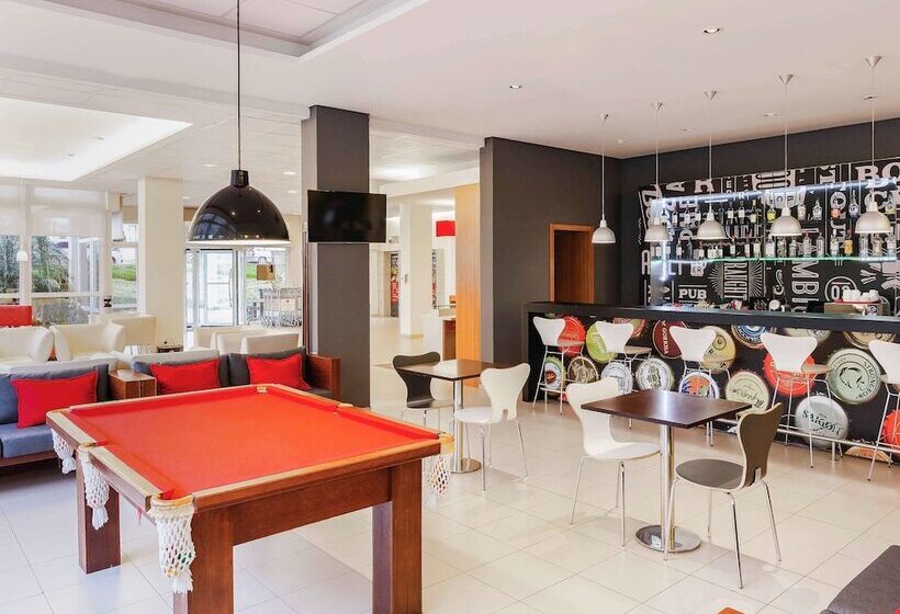 Отель Ibis Canoas Shopping