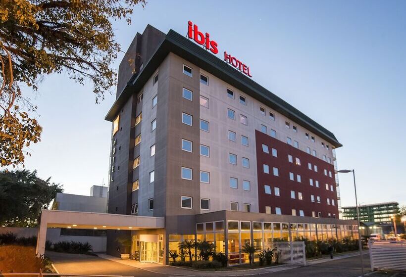 Отель Ibis Canoas Shopping