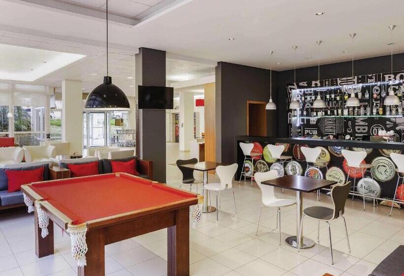 Отель Ibis Canoas Shopping