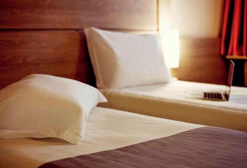 Отель Ibis Canoas Shopping