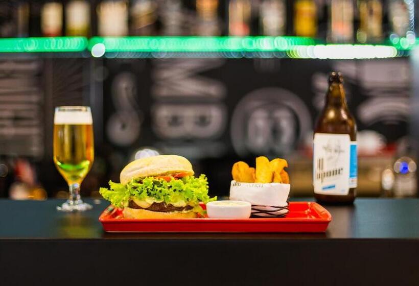 Отель Ibis Canoas Shopping