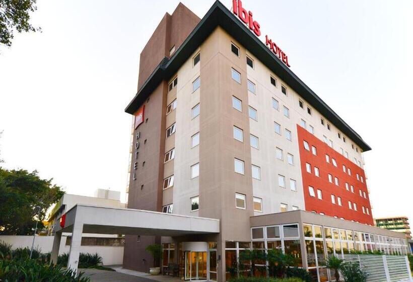 Отель Ibis Canoas Shopping
