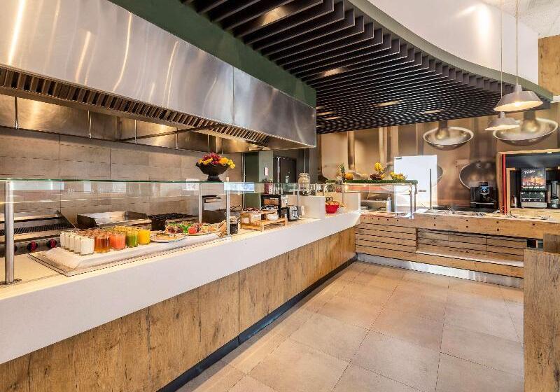 Отель Ibis Queretaro