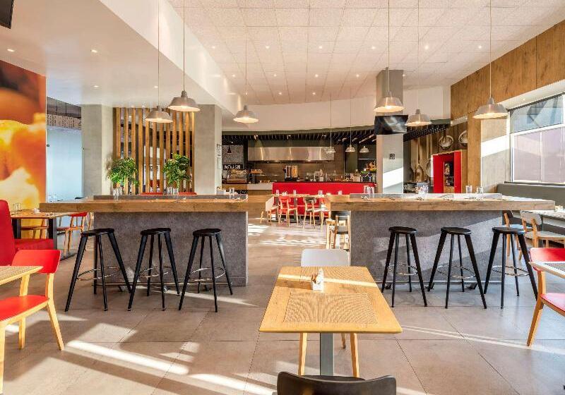 Отель Ibis Queretaro