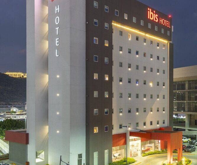 Отель Ibis Queretaro