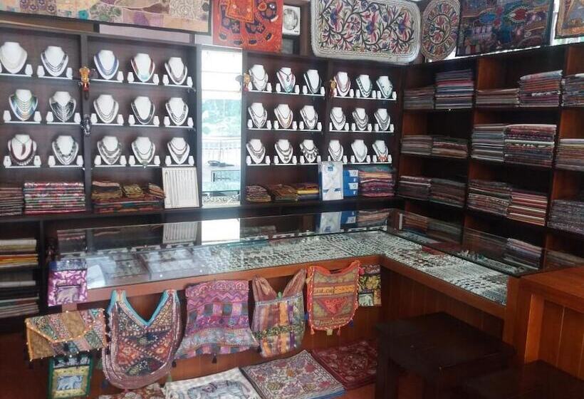 هتل Kofiland Resort