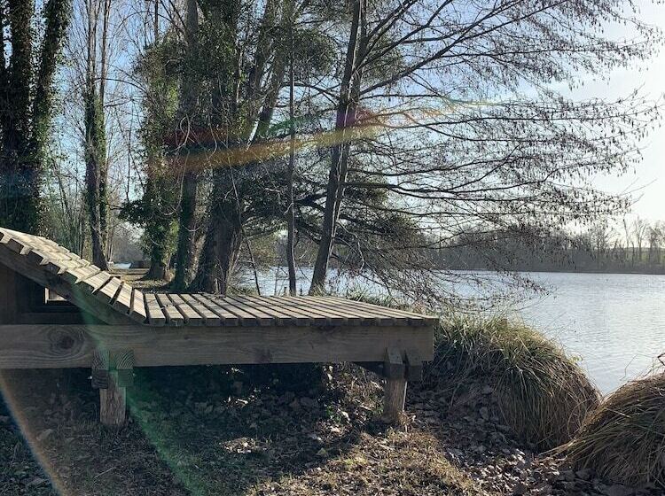 בית מלון כפרי Hôtel De L Ile Du Saussay