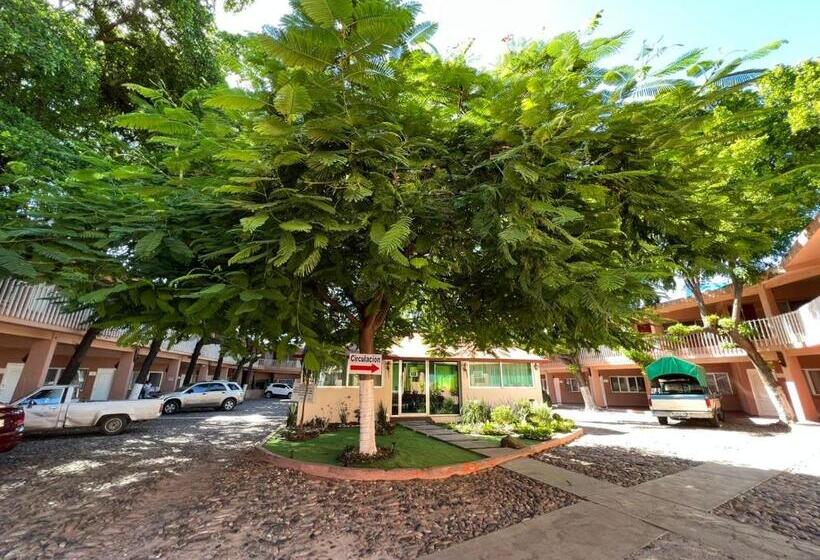 호텔 La Quinta Posada Real