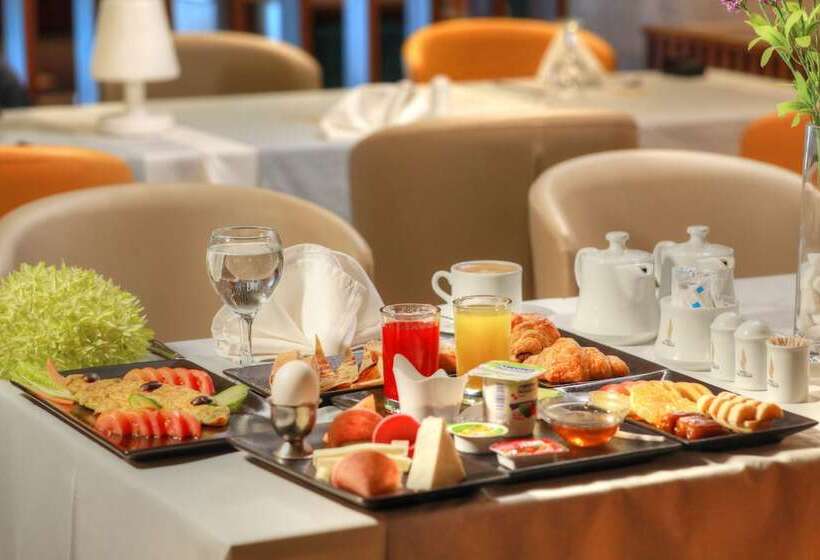 هتل Lac Leman, Les Berges Du Lac