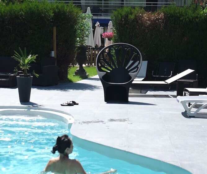 Отель Le Verseau