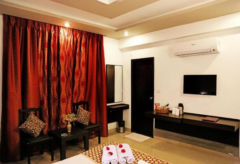 호텔 Narayans Leela Inn