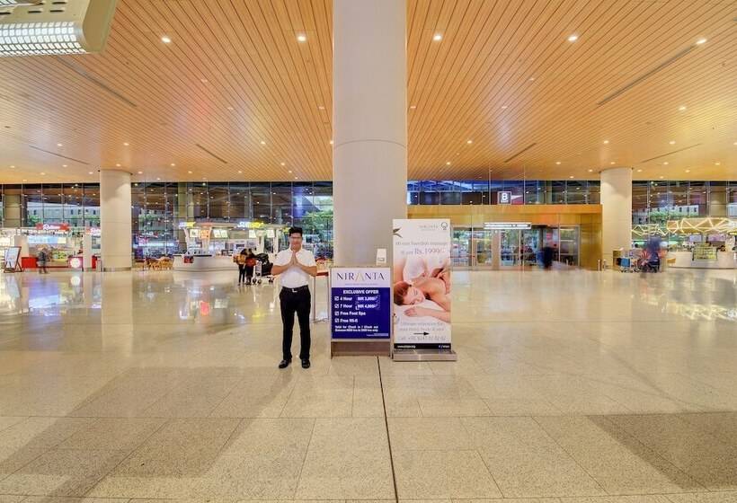 Niranta Airport Transit Hotel & Lounge Terminal 2 Arrivals