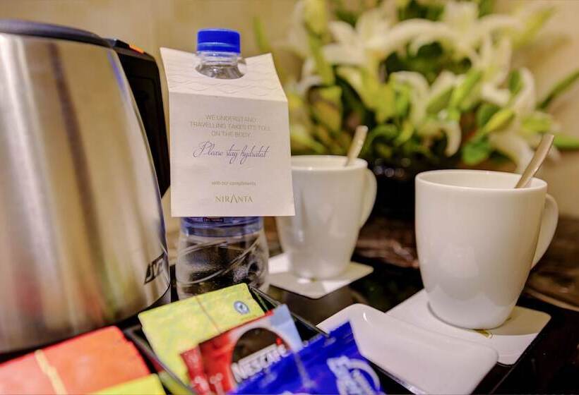 Niranta Airport Transit Hotel & Lounge Terminal 2 Arrivals