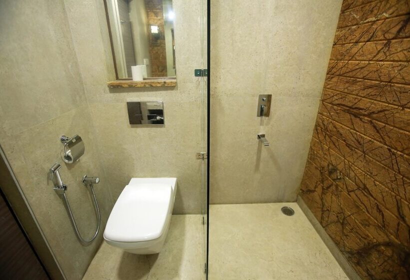 Hotel Oyo Premium Children Park Sardarpura