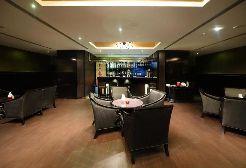 酒店 Oyo Premium Ramavarappadu Circle