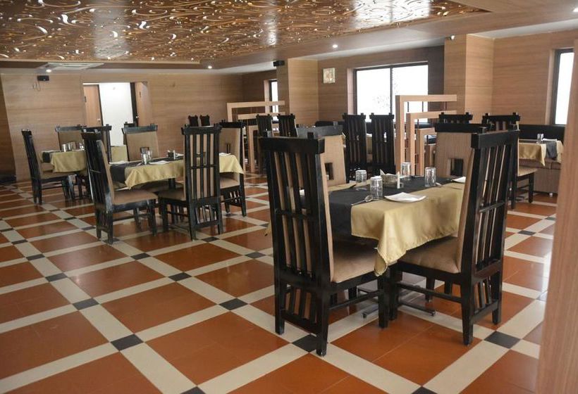 فندق Oyo Rooms Court Circle