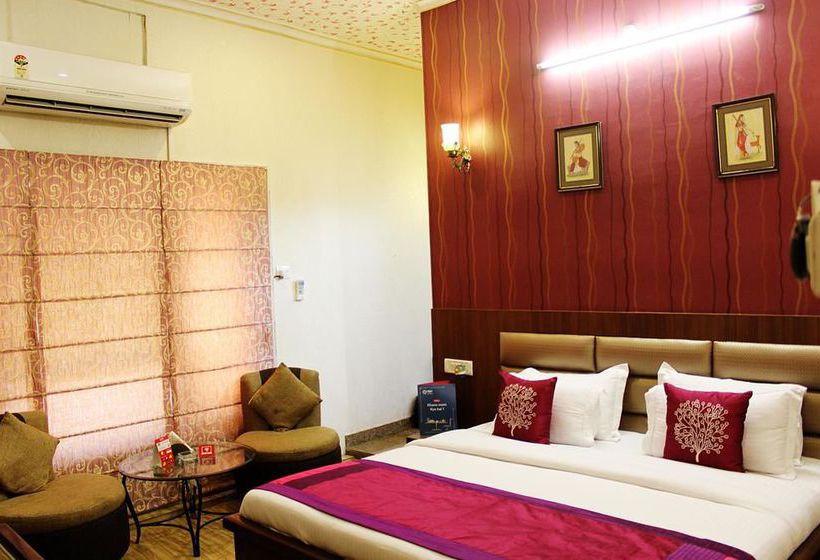 Hotel Oyo Rooms Nangli Circle