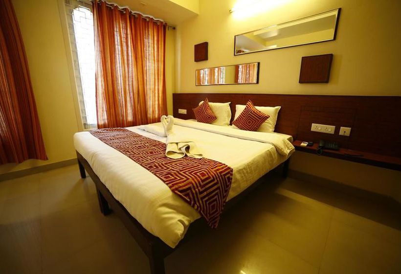 Hotel Oyo Rooms Off Aurobindo Ashram