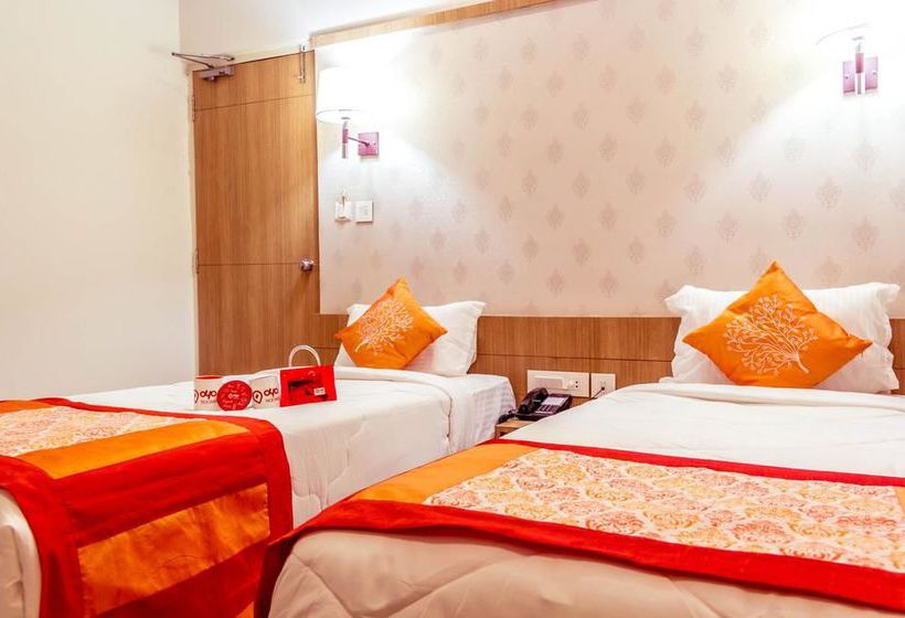 Отель Oyo Rooms Opposite Cmr Central