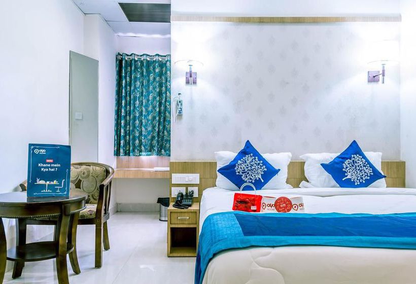 Отель Oyo Rooms Opposite Cmr Central