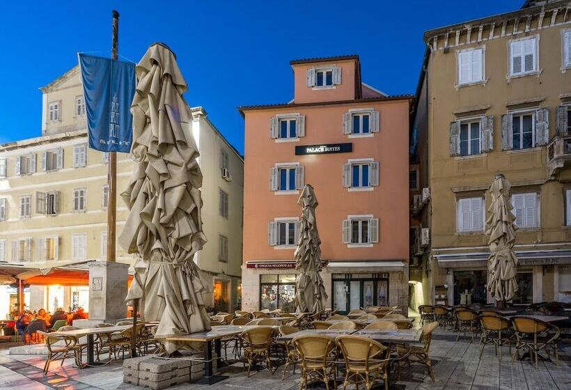 Palace Suites Heritage Hotel Adults Only