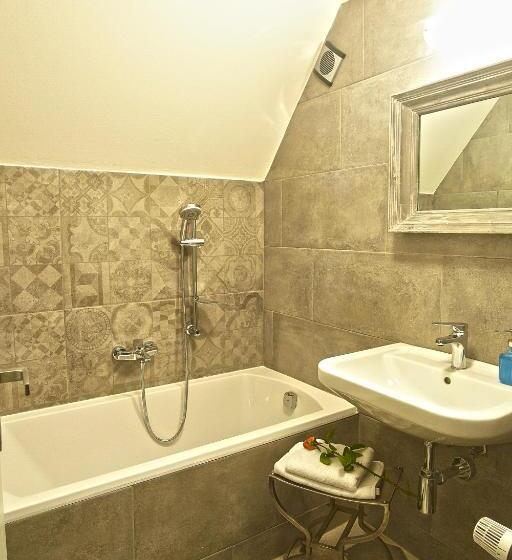 호텔 Penzion Kostnický Dům