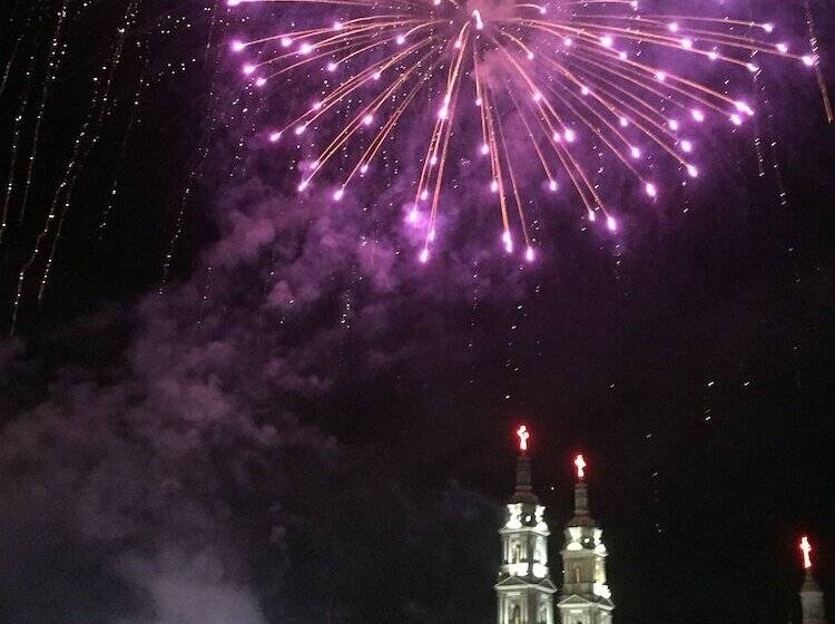 فندق Plaza Centro