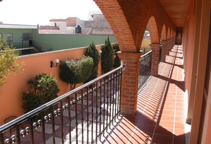 فندق Posada Real