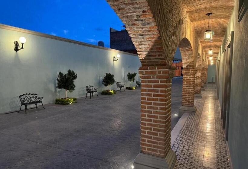 فندق Posada Real