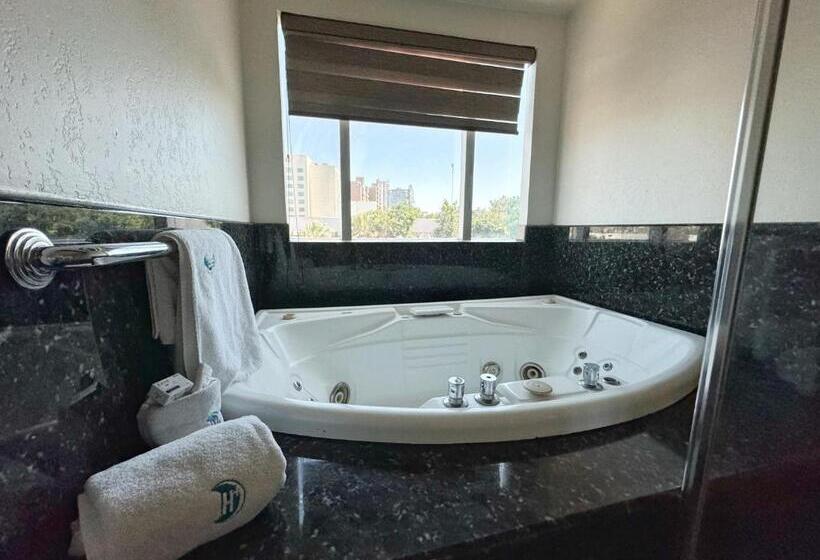 בית מלון כפרי Real Inn De Tijuana