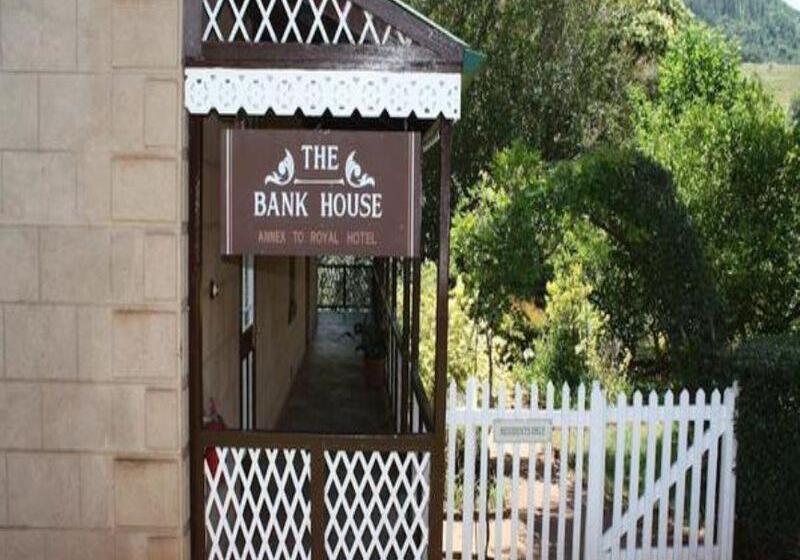 בית מלון כפרי The Royal