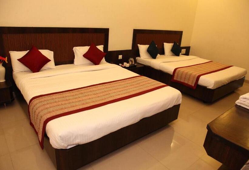 فندق Sai Ramanand