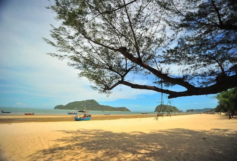 Отель Samroiyod Holiday Resort