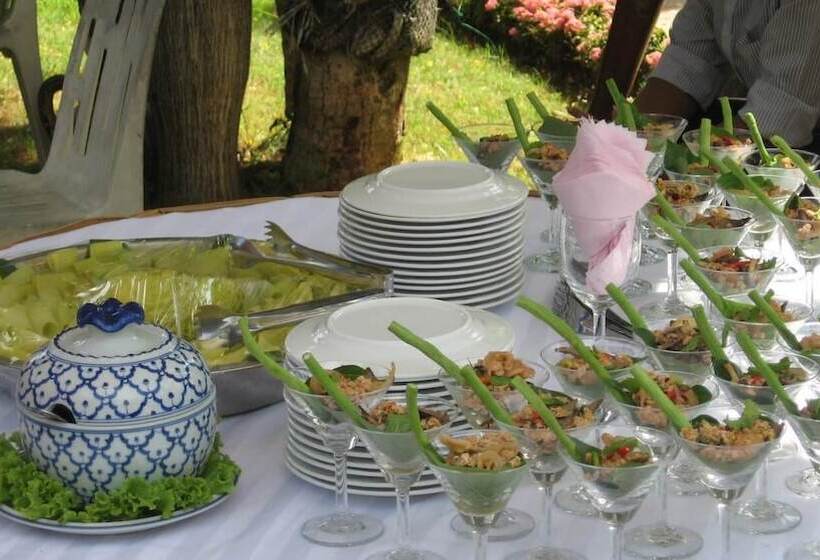 فندق Samroiyod Holiday Resort