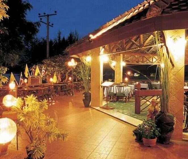 호텔 Samroiyod Holiday Resort