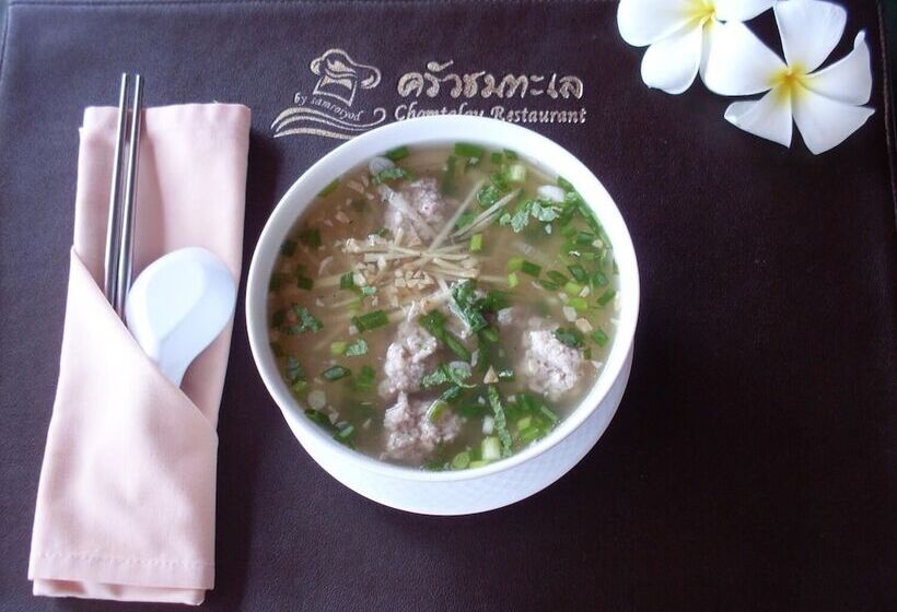 Отель Samroiyod Holiday Resort